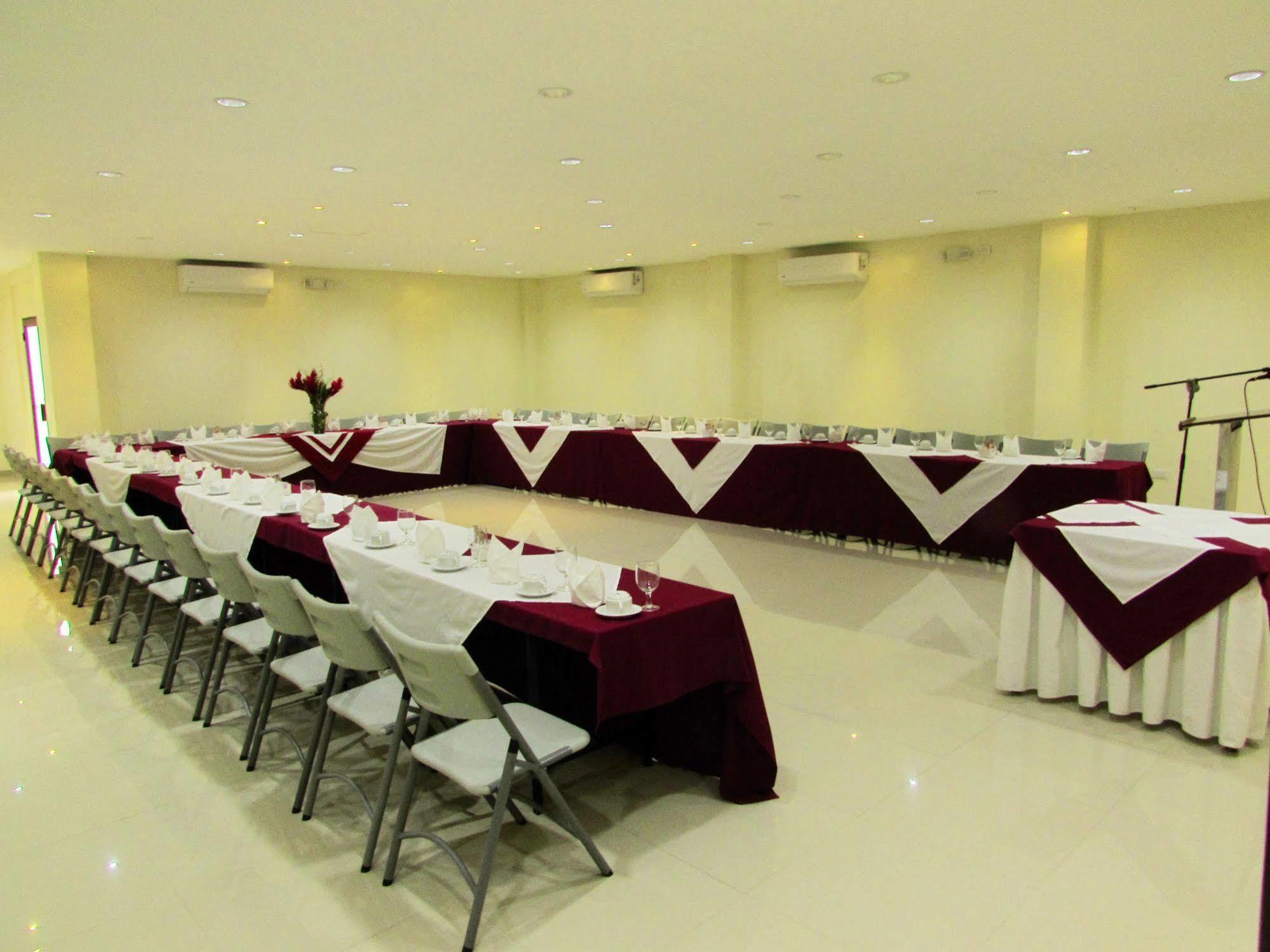 Siesta Hotel And Casino Antiguo Cuscatlan Exterior photo